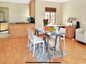 Studio apartment in Woodmead Springs