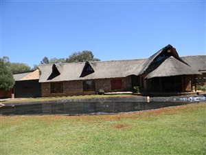 2.7 ha Farm in Valley Settlements AH
