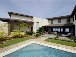 5 Bed House in Pezula Golf Estate