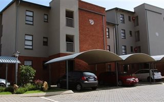 1 Bedroom Townhouse in Sebenza