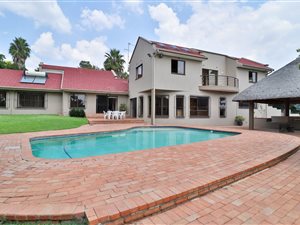 4 Bed House in Morningside Manor