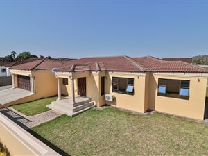 3 Bed House in Birdswood