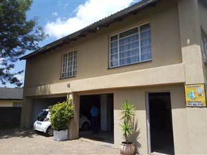3 Bed House in Mayberry Park