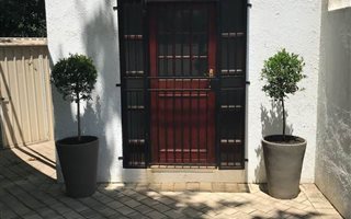 1 Bedroom Garden Cottage in Parkmore