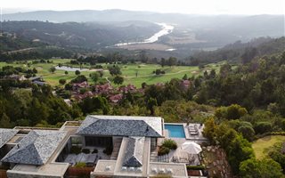 5 Bedroom House in Simola