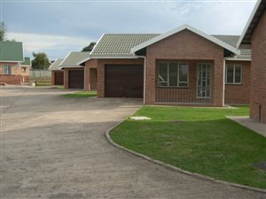 3 Bed Townhouse in Lincoln Meade