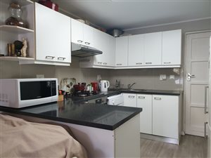 2 Bed Apartment in West Beach