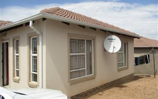 2 Bedroom House in Duvha Park