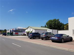 145 m² Retail Space in Plettenberg Bay