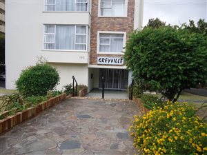 3 Bed Apartment in Kenilworth