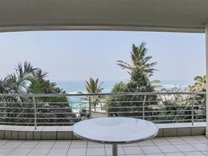 3 Bed Apartment in Herrwood Park