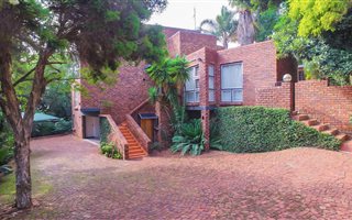 4 Bedroom House in Erasmusrand