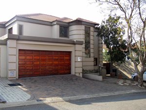 4 Bed House in Kyalami Estate
