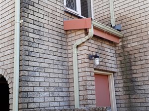 2 Bed House in Hutten Heights