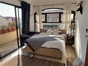 1 Bed Apartment in Oukraal Estate