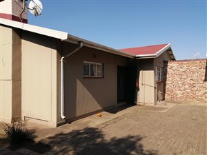 3 Bed House in Vanderbijlpark CW4
