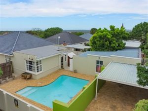 4 Bed House in North End