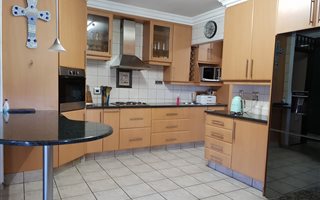 4 Bedroom House in Petersfield