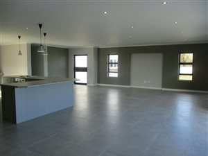 3 Bed House in Langebaan North