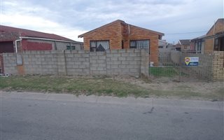 2 Bedroom House in Bethelsdorp