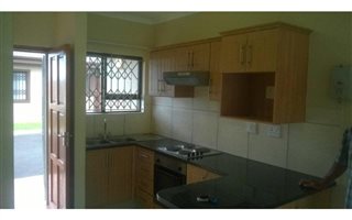 2 Bedroom Simplex in Wild En Weide