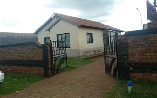 3 Bedroom House in Villa Liza