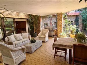 4 Bed House in Woodmead