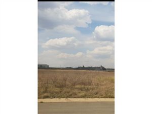 2922 m² Land available in Secunda