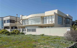 6 Bedroom House in Sunset Beach