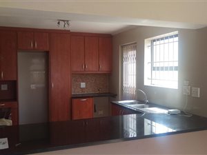 3 Bed House in West Beach