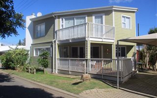 5 Bedroom House in Hartenbos