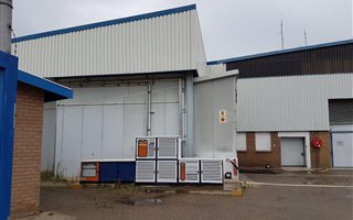 1651 m² Industrial space in Hughes