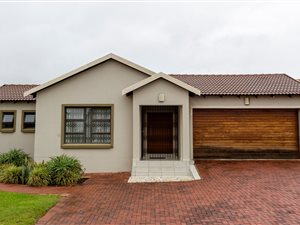 3 Bed House in Kosmosdal