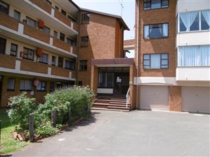 1 Bed Apartment in Illovo Beach
