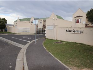 2 Bed Apartment in Goodwood
