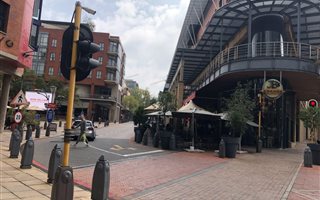 736 m² Commercial space in Melrose Arch
