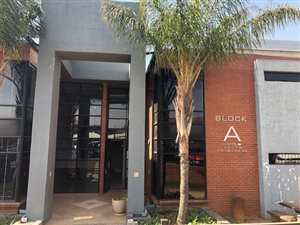 150 m² Office Space in Willowbrook