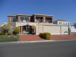 5 Bed House in Rouxville
