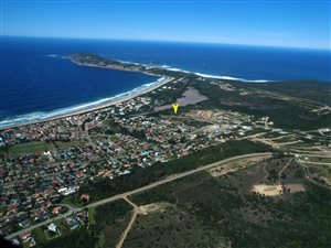 590 m² Land available in Plettenberg Bay