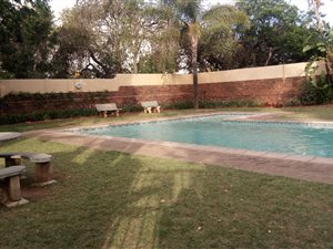3 Bed Duplex in Lynnwood Ridge