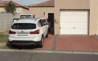 2 Bedroom Townhouse in Anchorage Park