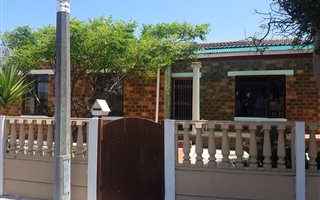 3 Bedroom House in Woodlands
