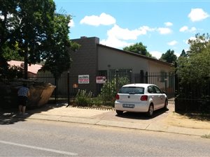 4 Bed House in Roseville