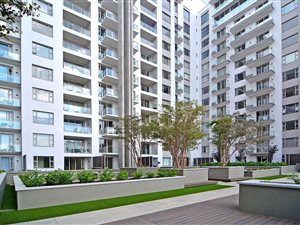 2 Bed Apartment in Rosebank