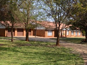 2.2 ha Farm in Rynoue