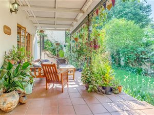 2 Bed House in Westdene