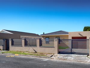 3 Bed House in Fairways