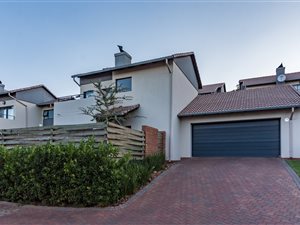 3 Bed Cluster in Amorosa