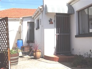 1 Bed Garden Cottage in Glendinningvale
