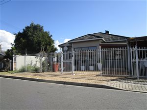 3 Bed House in Rondebosch East